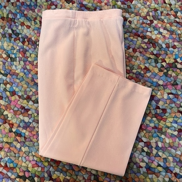 Talbott top and pants - Picture 6 of 6